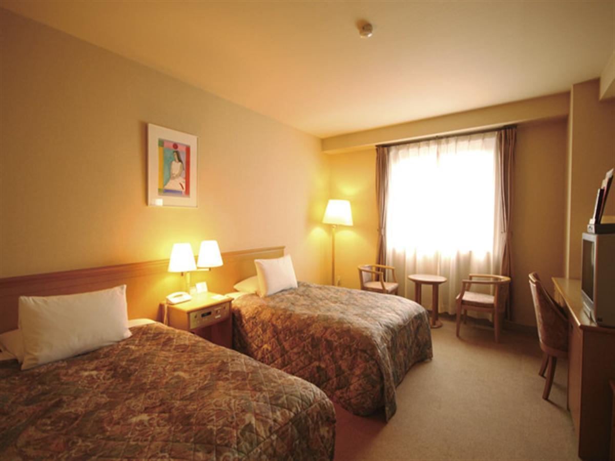 Fukuno Town Hotel A・Mieux Nanto Екстер'єр фото