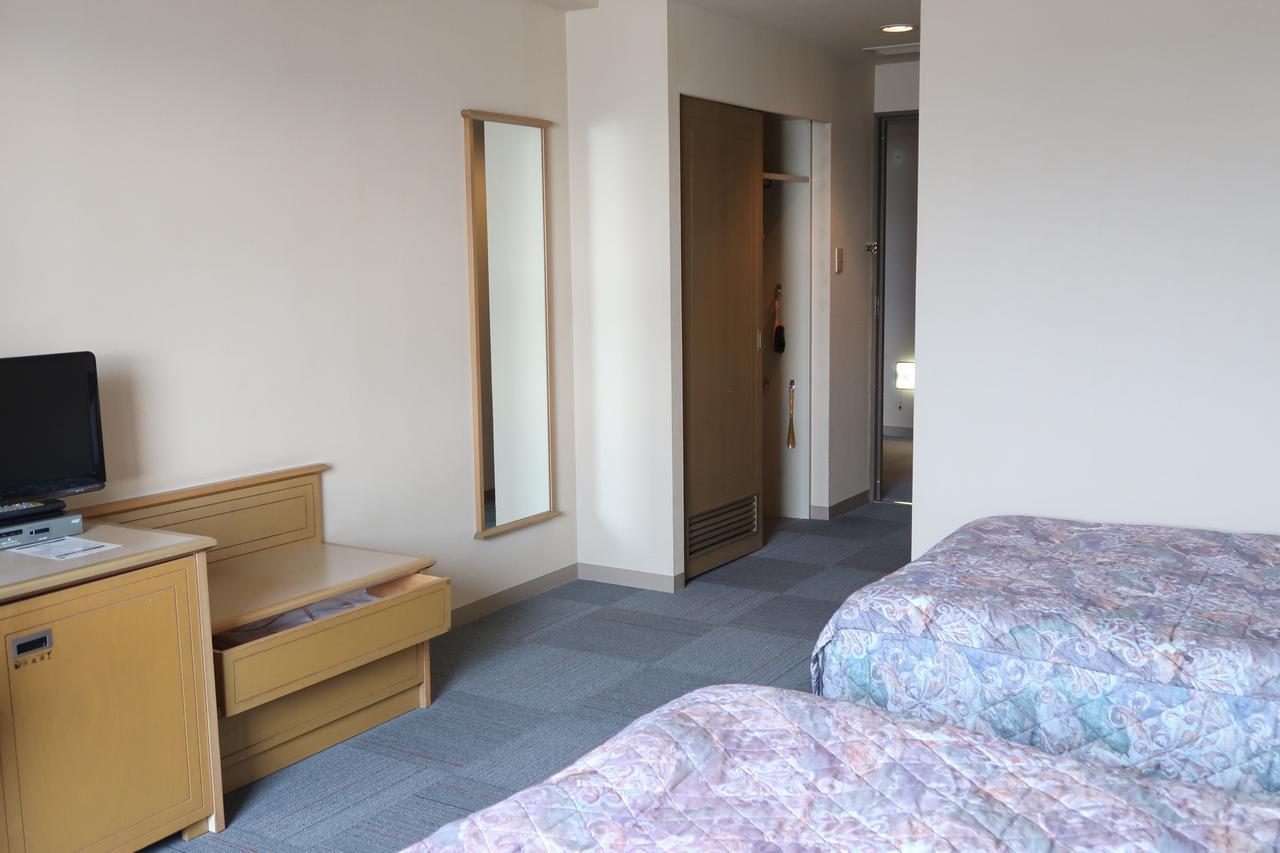 Fukuno Town Hotel A・Mieux Nanto Екстер'єр фото