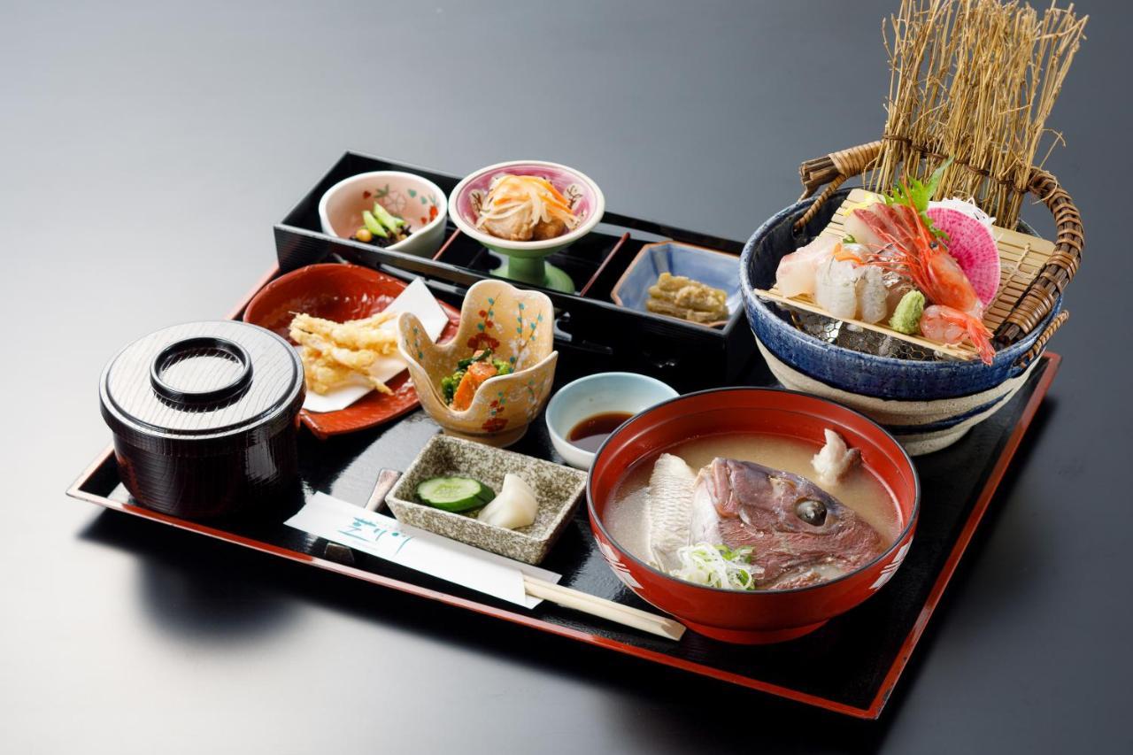 Fukuno Town Hotel A・Mieux Nanto Екстер'єр фото