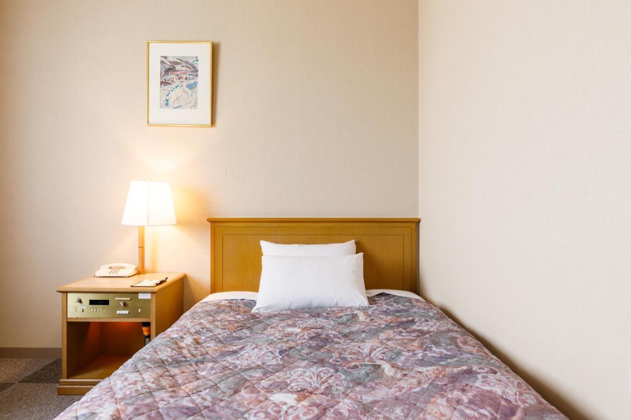 Fukuno Town Hotel A・Mieux Nanto Екстер'єр фото