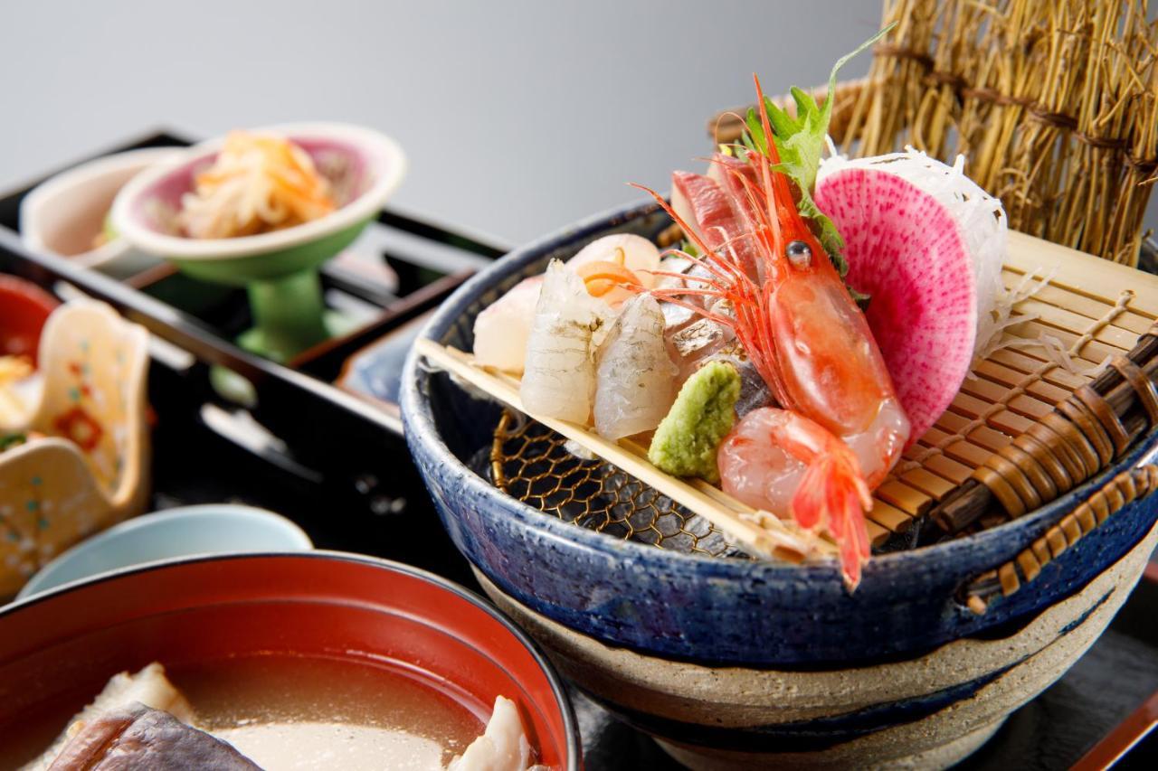 Fukuno Town Hotel A・Mieux Nanto Екстер'єр фото