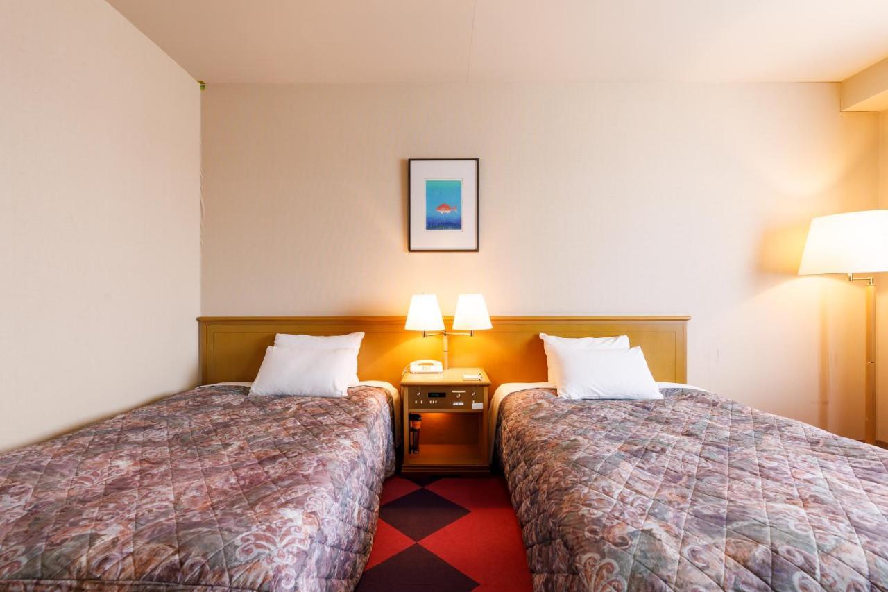 Fukuno Town Hotel A・Mieux Nanto Екстер'єр фото
