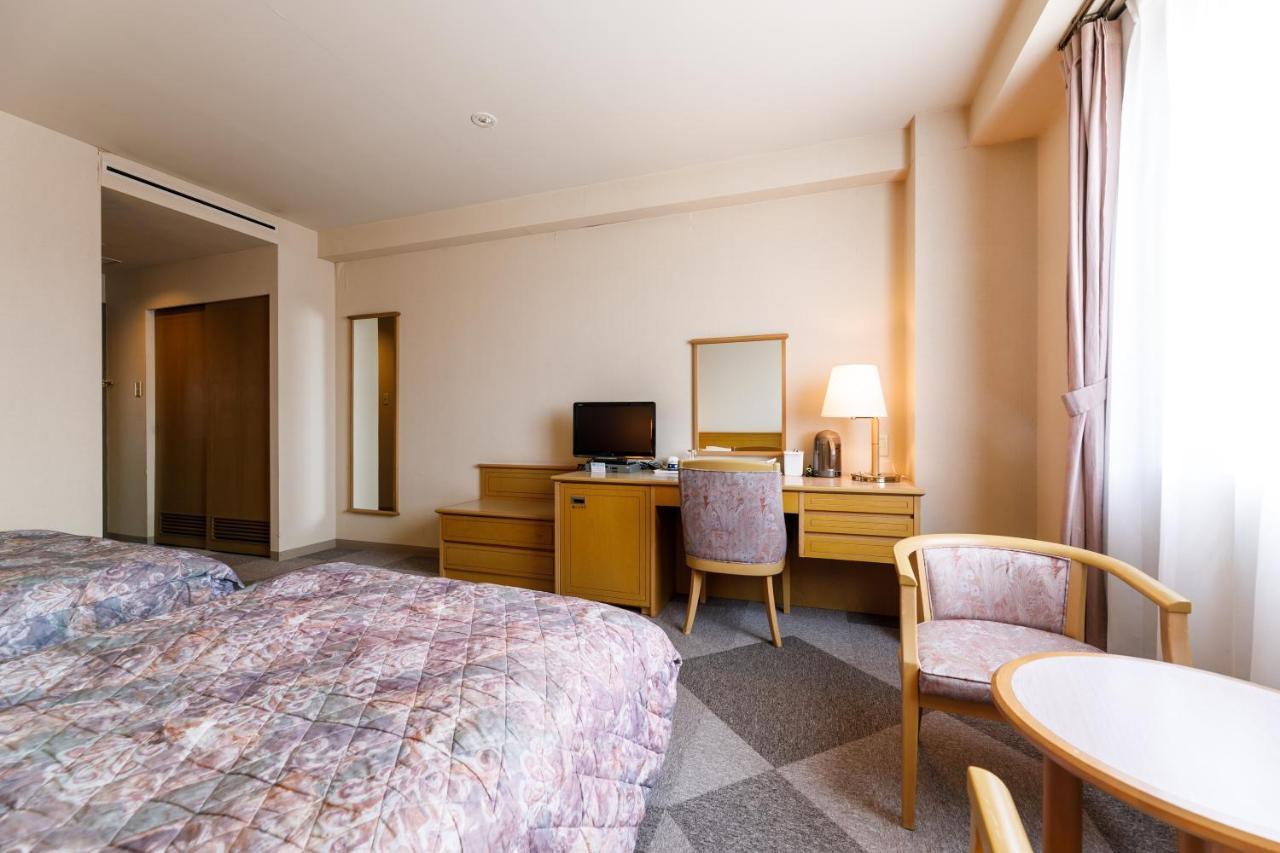 Fukuno Town Hotel A・Mieux Nanto Екстер'єр фото